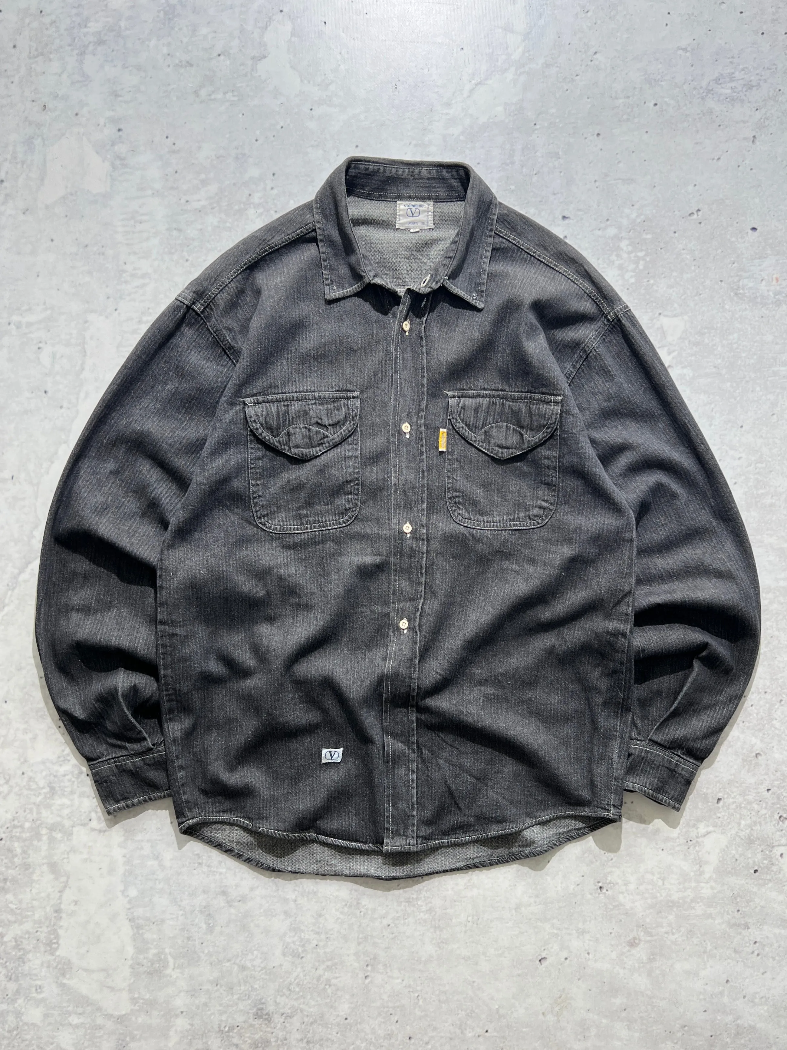 90's Valentino heavy cotton long sleeve shirt (L)