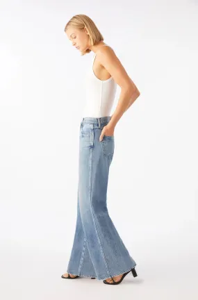 AMO Regina Wide Leg Jeans in Love It